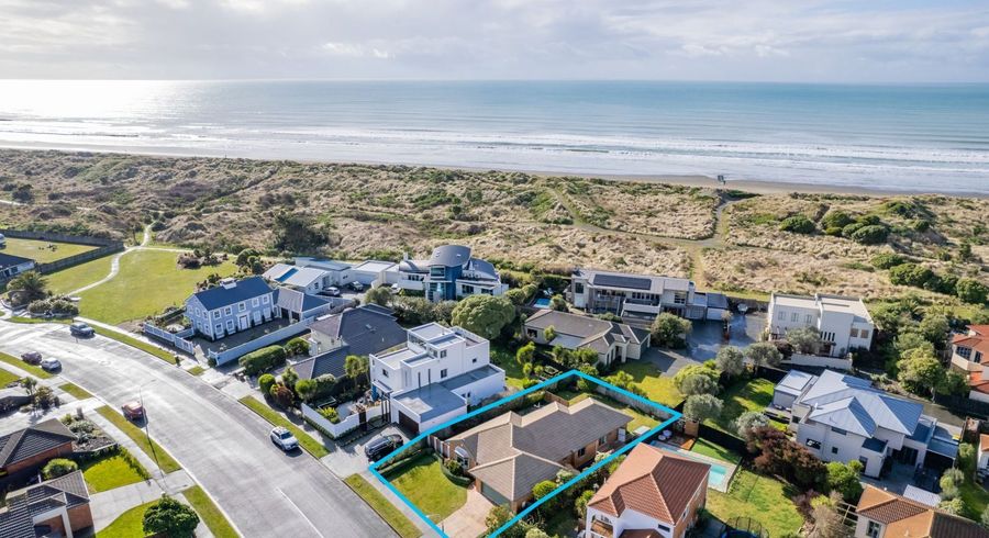  at 72 Aston Drive, Waimairi Beach, Christchurch