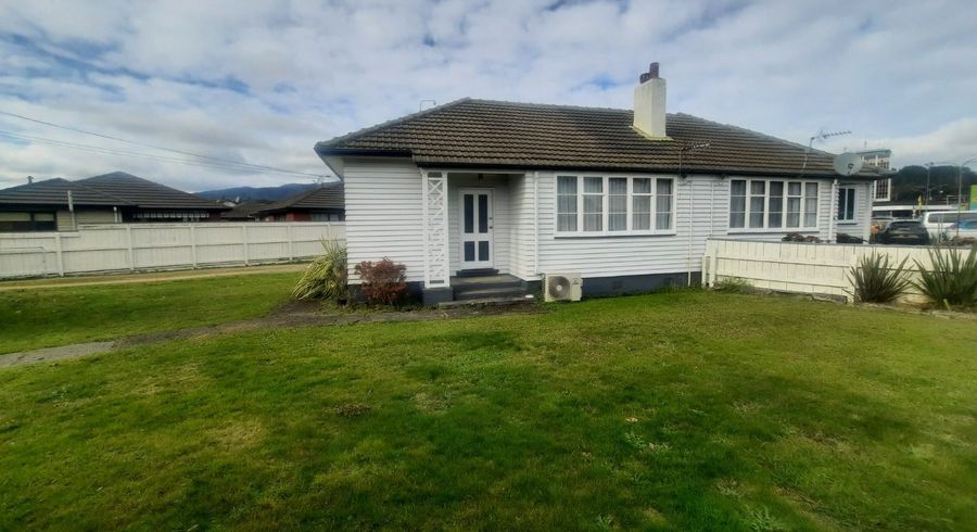  at 2 Savage Crescent, Upper Hutt, Upper Hutt, Wellington