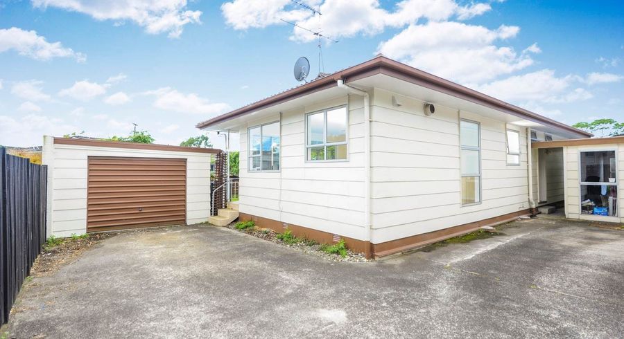  at 2/7 Almond Place, Mount Wellington, Auckland City, Auckland