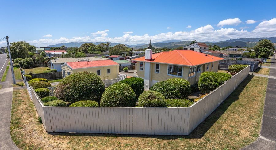  at 10 Walton Road, Paraparaumu Beach, Kapiti Coast, Wellington