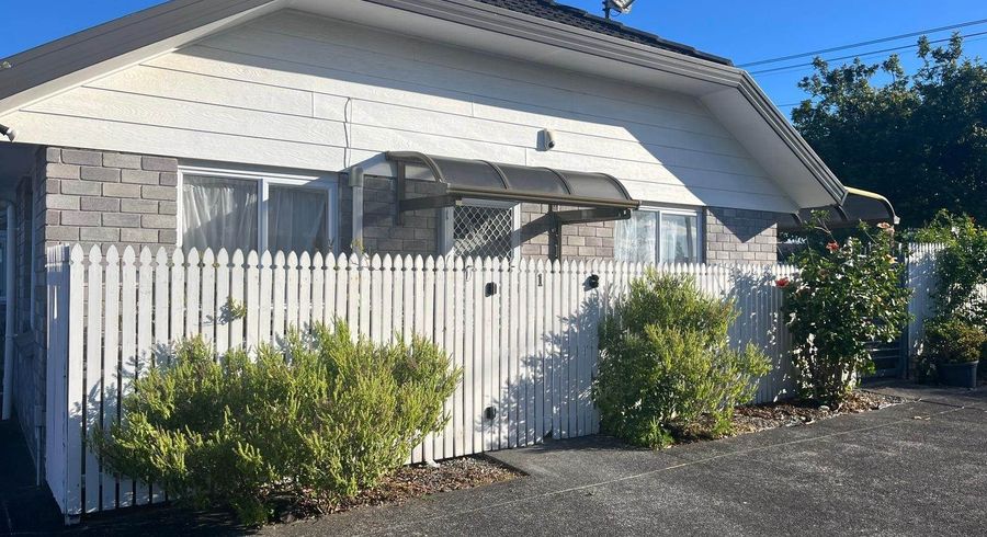  at 1/43 Holly Street, Avondale, Auckland City, Auckland