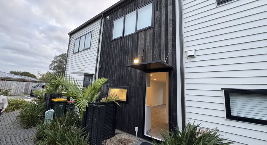  at 2E Ellen Avenue, Hillcrest, North Shore City, Auckland