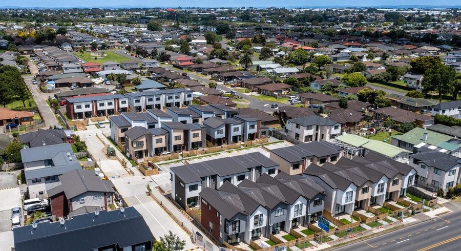 at 96-102 Walmsley Road, Favona, Manukau City, Auckland