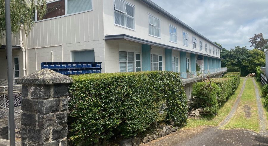  at 6/15 Esplanade Road, Mount Eden, Auckland City, Auckland