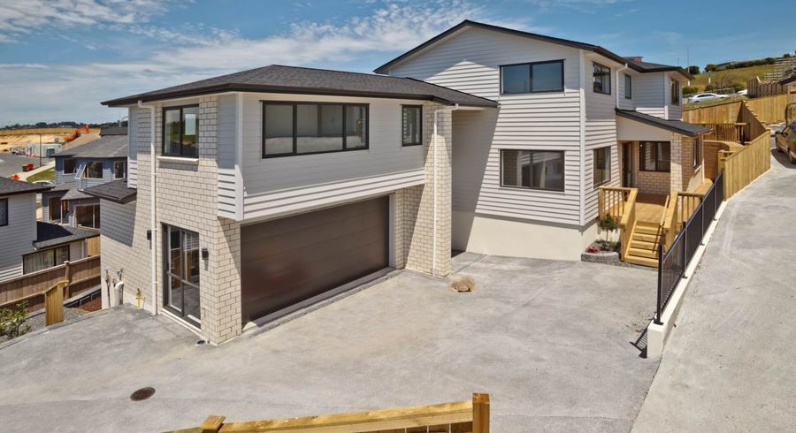 Free property data for 5 Colliston Rise, Pinehill, Auckland - homes.co.nz