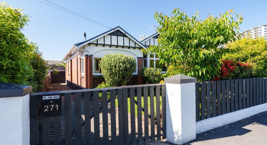  at 271 Macandrew Road, Forbury, Dunedin
