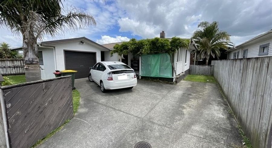  at 30 Grove Road, Papakura, Papakura