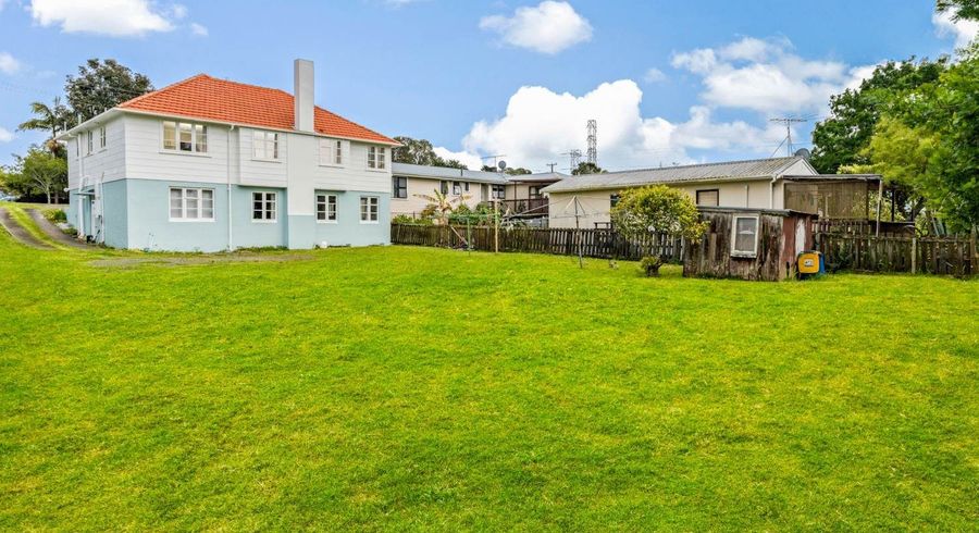  at 37 Queen Mary Avenue, New Lynn, Waitakere City, Auckland