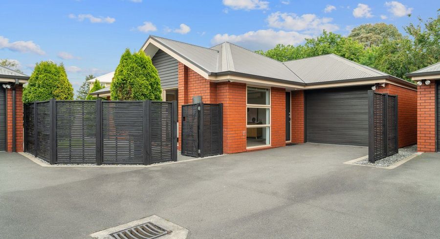  at 4/17 Hansons Lane, Upper Riccarton, Christchurch