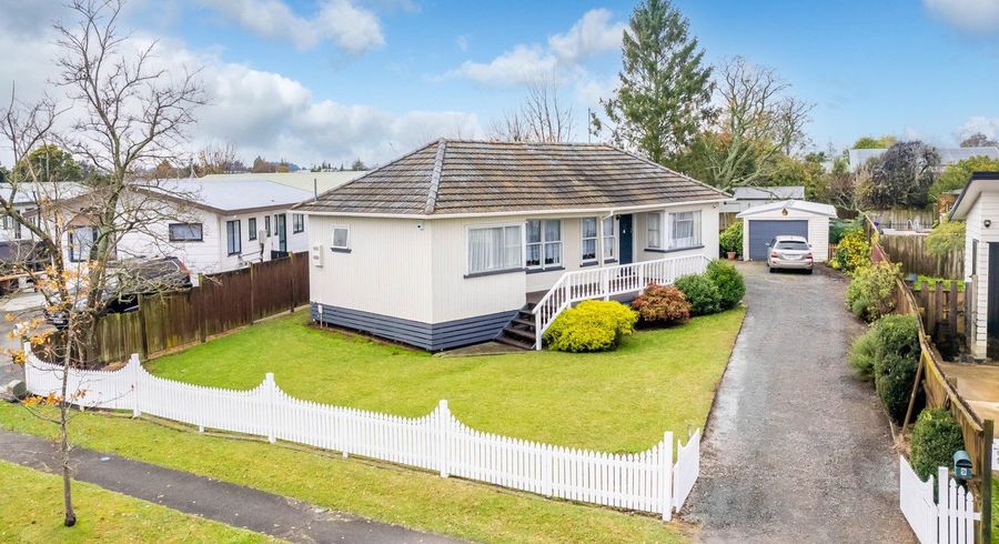  at 9 Shelley Jane Place, Dinsdale, Hamilton, Waikato