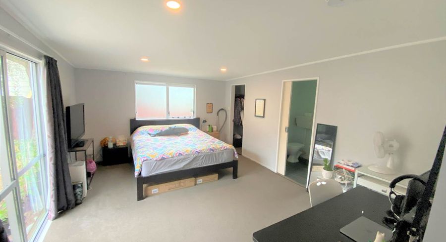  at 26A Wirihana Road, Titirangi, Waitakere City, Auckland