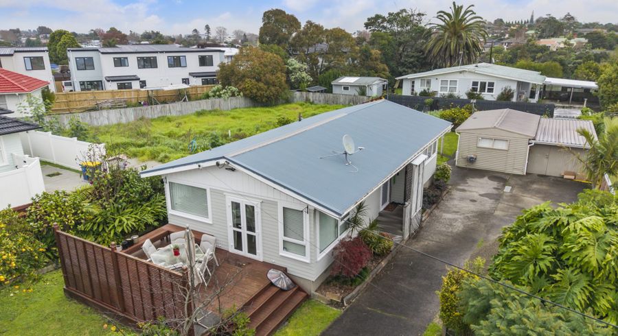  at 115 Vodanovich Road, Te Atatu South, Waitakere City, Auckland