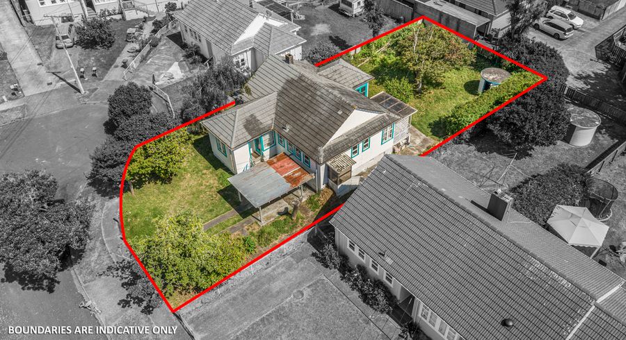  at 4 Santos Place, Onehunga, Auckland
