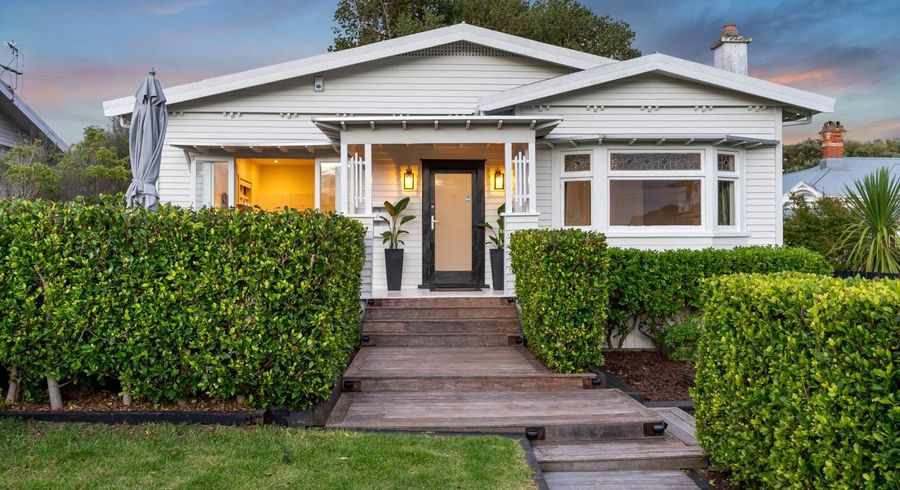  at 12 Birkley Road, Bayswater, North Shore City, Auckland