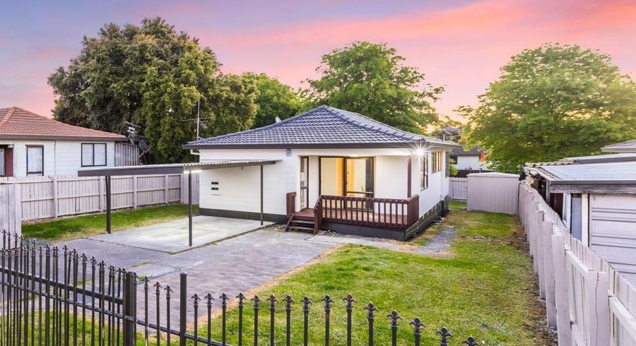  at 1/1 Ebenezer Way, Clendon Park, Auckland