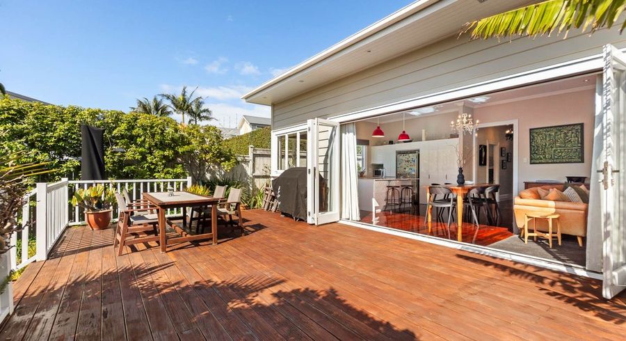  at 28 Patuone Avenue, Devonport, North Shore City, Auckland