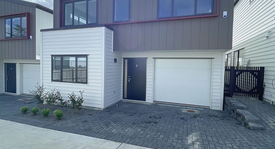  at 14C Fortyfoot Lane, Sunnyhills, Manukau City, Auckland