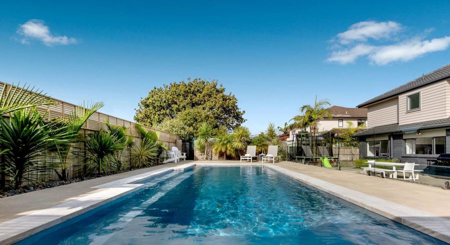  at 21 Pine Harbour Parade, Beachlands, Manukau City, Auckland