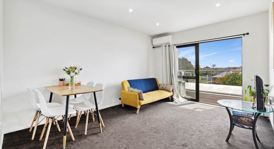  at 102/4 Richards Avenue, Papatoetoe, Manukau City, Auckland