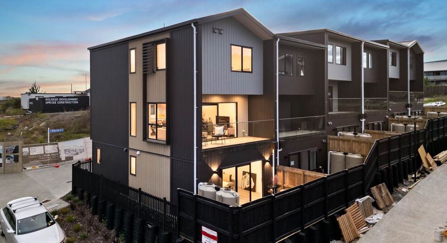  at 15 Irwin Lane, Windsor Park, North Shore City, Auckland