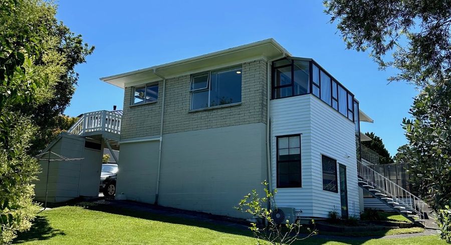  at 2/23 Waitemata Road, Hauraki, Auckland
