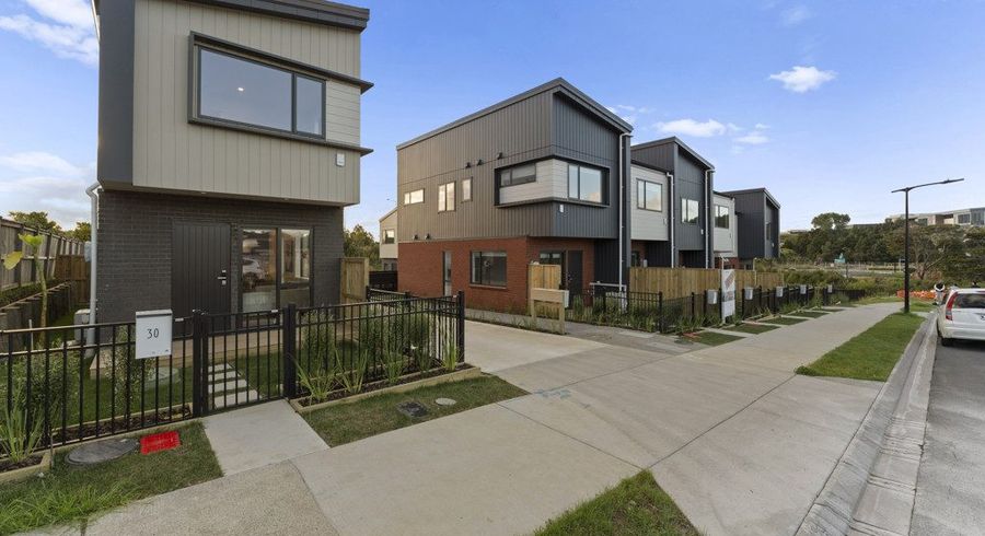  at 20 Johns Creek Crescent, Silverdale, Rodney, Auckland