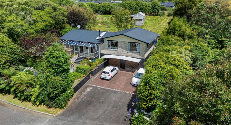  at 21 Pararewa Drive, Whalers Gate, New Plymouth, Taranaki