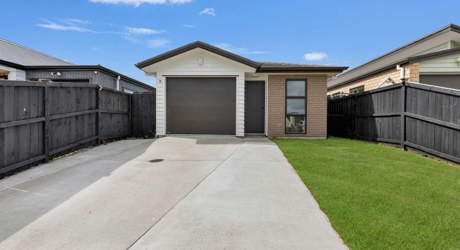  at 12 Farmland Road, Papakura, Papakura