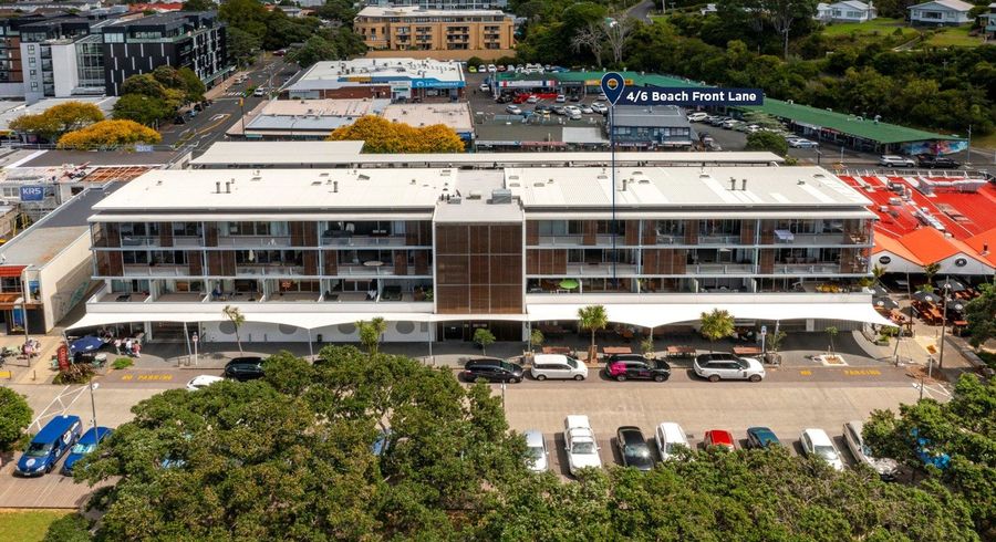  at 4/6 Beach Front Lane, Browns Bay, North Shore City, Auckland
