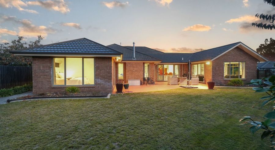  at 8 Belgrove Place, Parklands, Christchurch