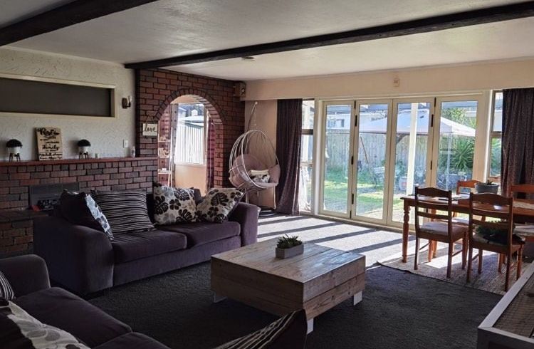  at 16 Mirrabooka Ave, Botany Downs, Manukau City, Auckland