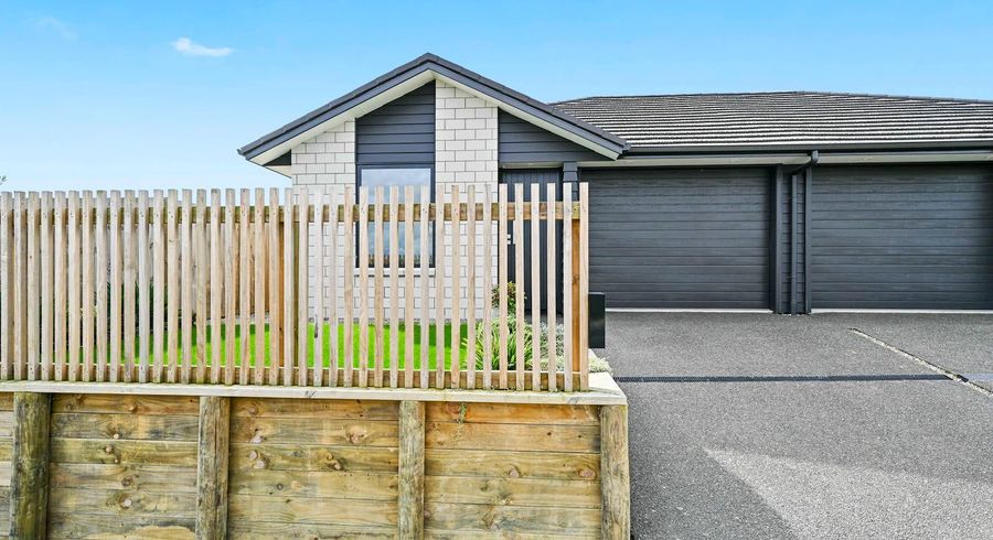  at 2/16 Maanihi Drive, Rototuna, Hamilton, Waikato