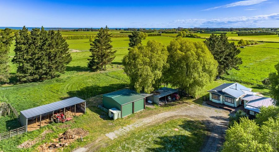  at 2/184 Wolfes Road, Springston, Selwyn, Canterbury