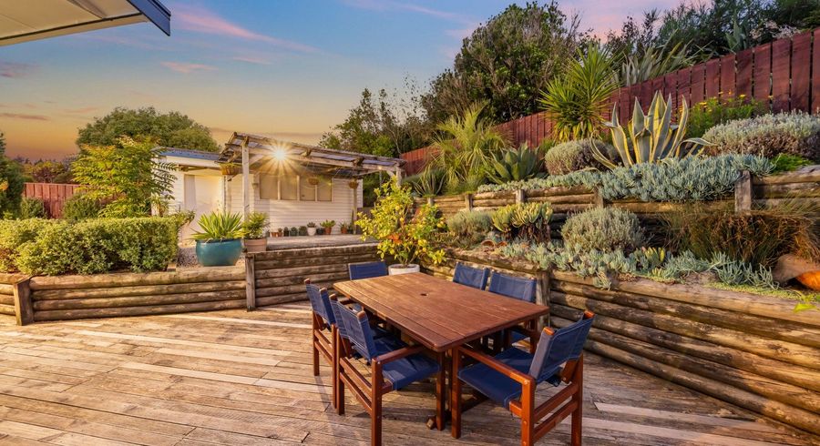  at 21 Oaklands Grove, Clouston Park, Upper Hutt, Wellington