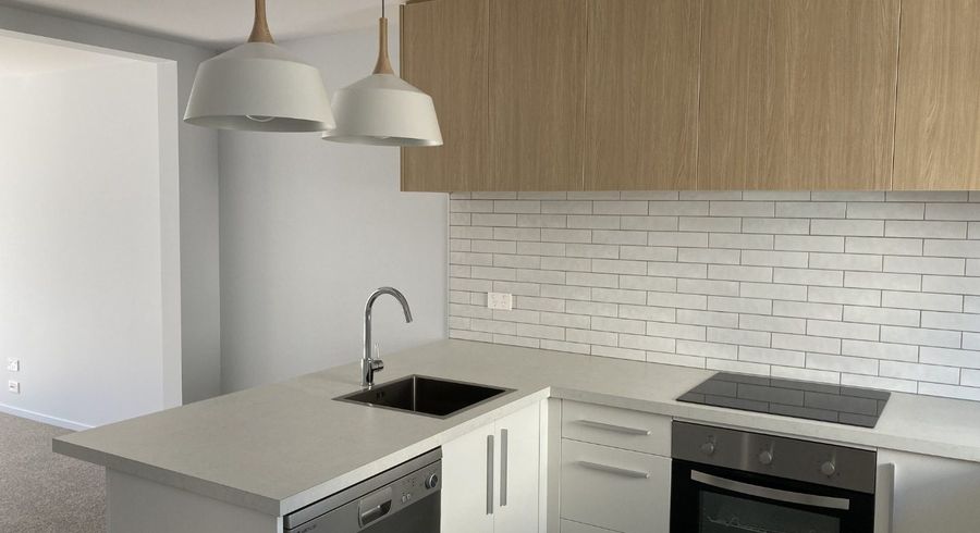  at 5/10 New Brighton Road, Shirley, Christchurch City, Canterbury