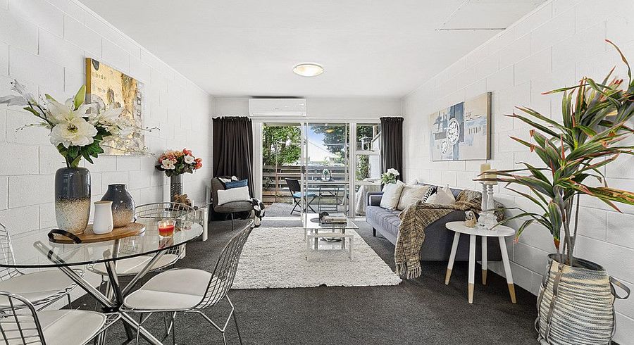  at 9/176 Panama Road, Mount Wellington, Auckland