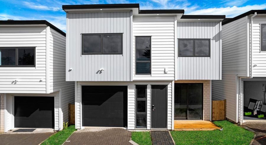 at Lot 2/8 Friesian Drive, Mangere, Manukau City, Auckland