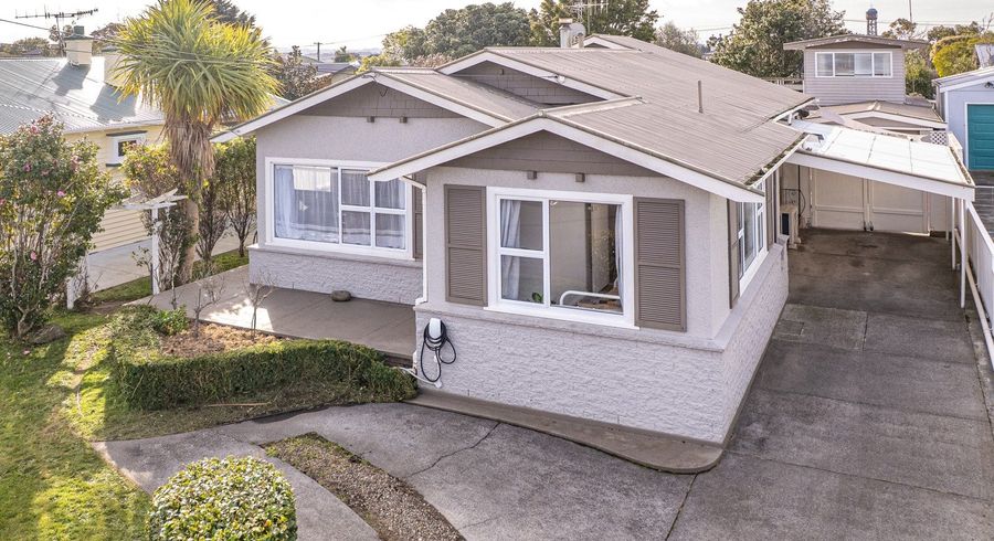  at 35 Durie Street, Durie Hill, Whanganui, Manawatu / Whanganui