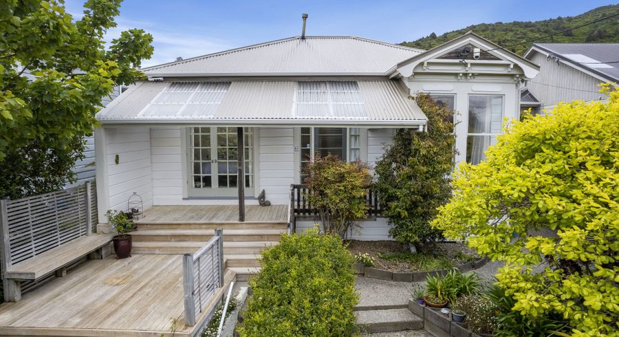  at 87 Standen Street, Karori, Wellington