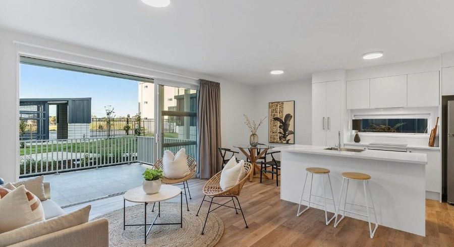  at 4/6 Glidepath Road, Hobsonville, Waitakere City, Auckland