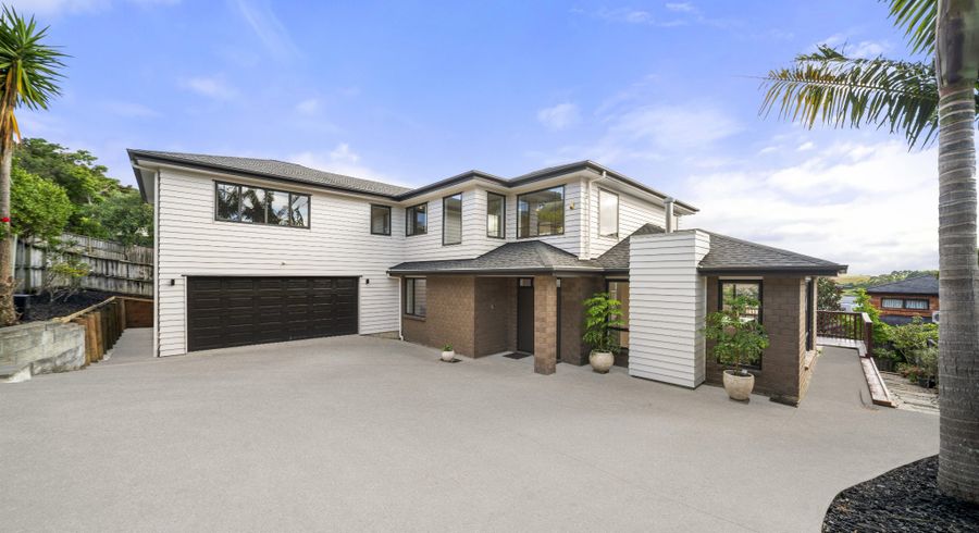  at 11 Deele Close, Pinehill, North Shore City, Auckland