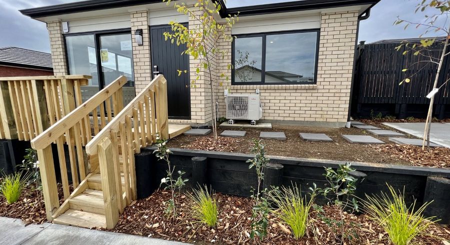  at 2/26 Pah Road, Papatoetoe, Manukau City, Auckland