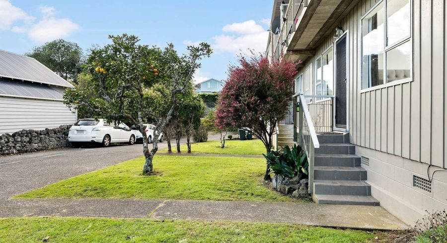  at 9/29 Fairview Road, Mount Eden, Auckland City, Auckland