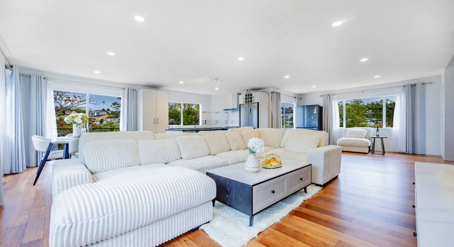  at 26A Kiteroa Terrace, Rothesay Bay, North Shore City, Auckland