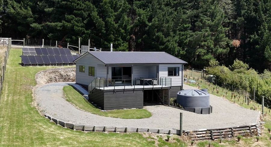  at 301 E Tahakopa Valley Road, Owaka, Clutha, Otago