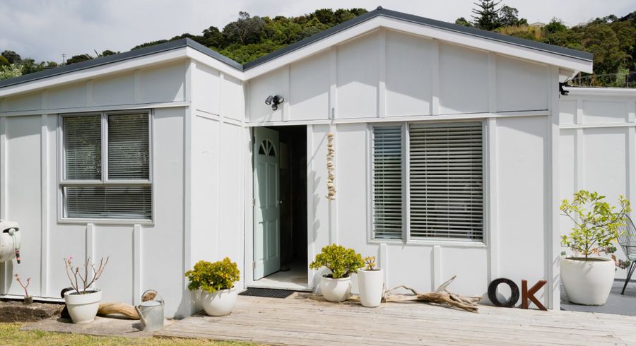  at 7 Lannan Rd, Surfdale, Waiheke Island, Auckland