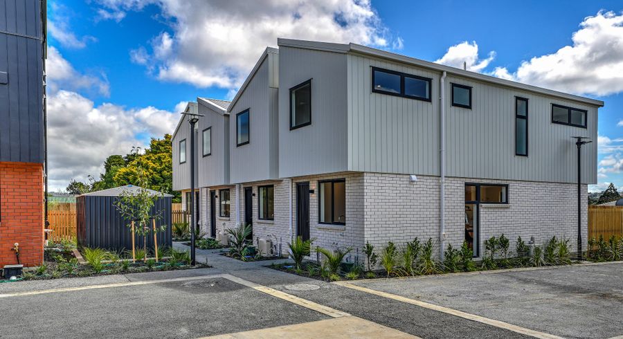  at 1/46 Normandy Place, Henderson, Waitakere City, Auckland