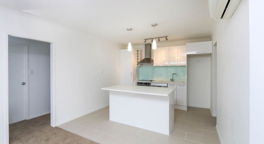 at 5/23A Hillsborough Road, Three Kings, Auckland City, Auckland