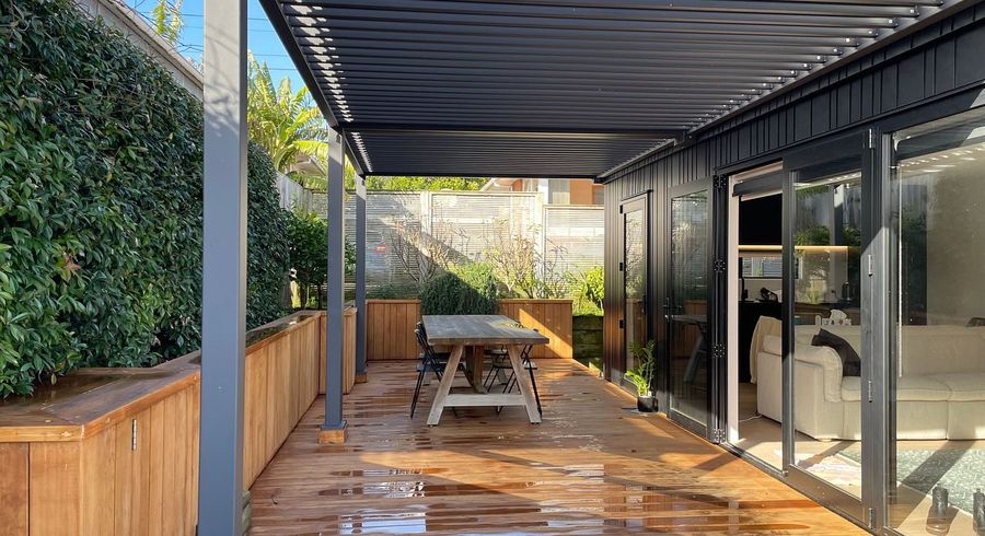  at 91 Lake Road, Belmont, Auckland