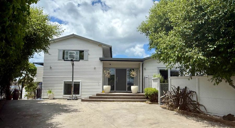  at 1/138 Arran Road, Browns Bay, North Shore City, Auckland